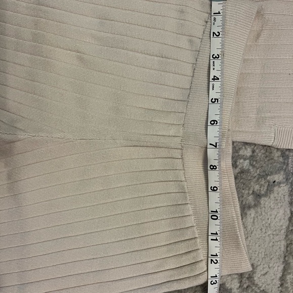 Two-Piece Luxurious Loungewear Set Pullover Top & Wide Leg Pants Size Small - Picture 6 of 7